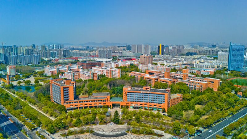 深圳电子科技产品批发报价：揭秘行业定价逻辑